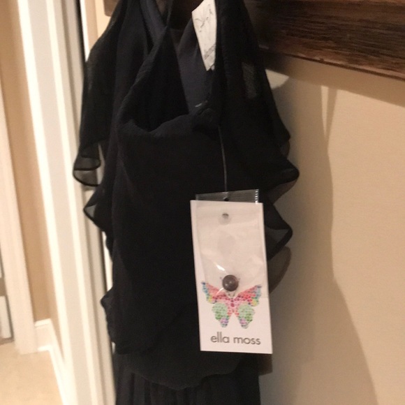 Ella Moss Ruffle Dress - Picture 5 of 7